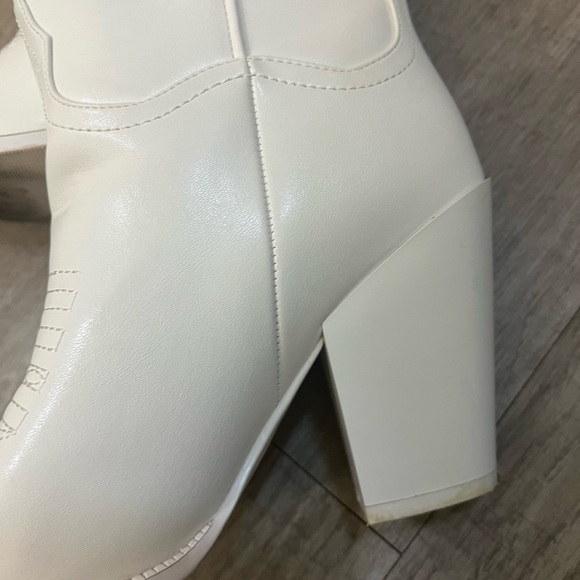 Country Cowboy cowgirl white knee high heels block boots - Picture 9 of 16